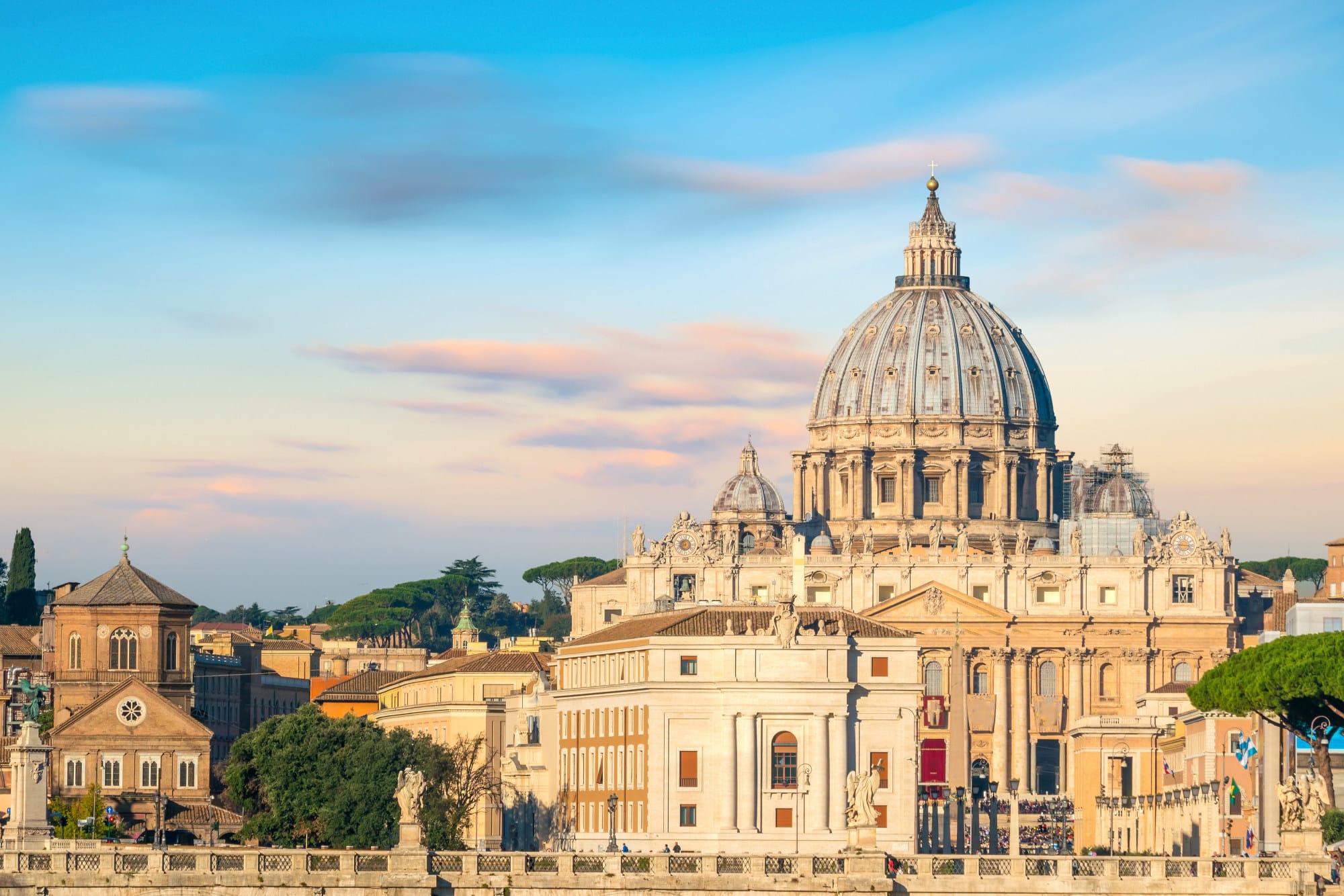 Blick auf den Petersdom in Rom, Italien