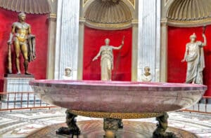 Die Badewanne von Kaiser Nero - Sala Rotunda - Pio Clementino Museum